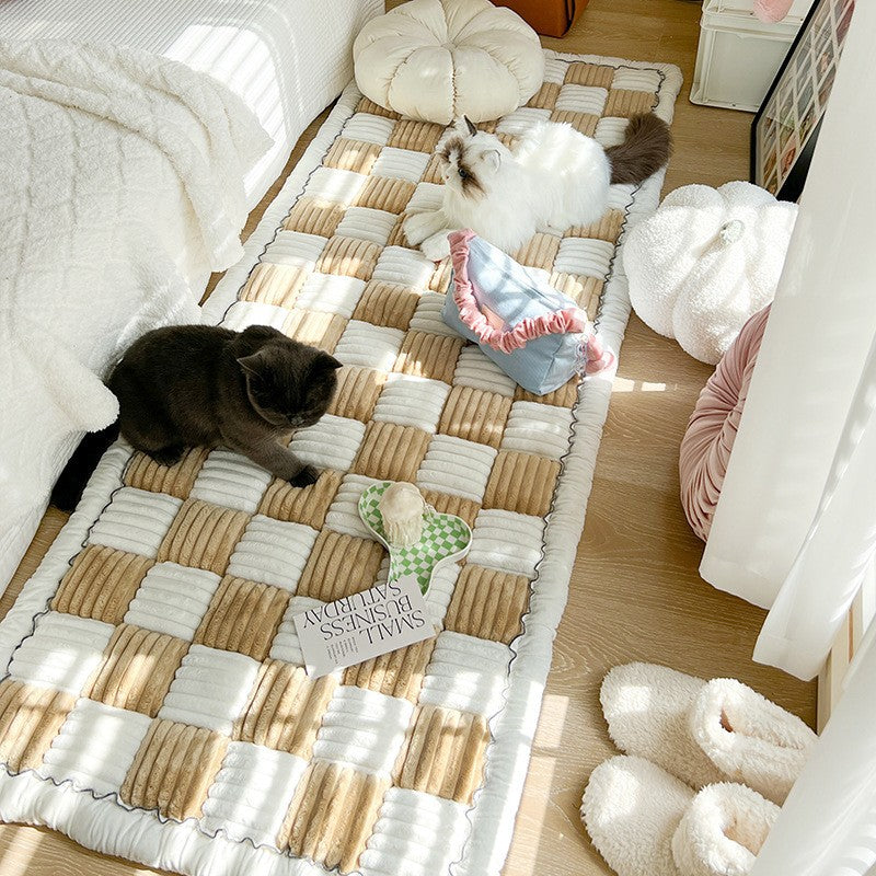 Plaid Square Pet Mat